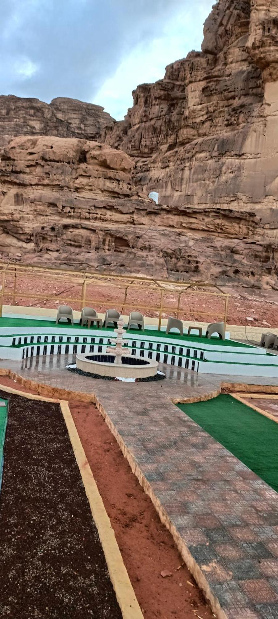 Rum Titanic Camp Wadi Rum Exterior photo